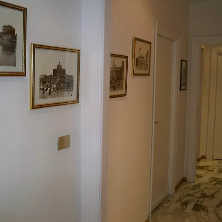 Aurelia 429 Fine Town House Guest house 2*