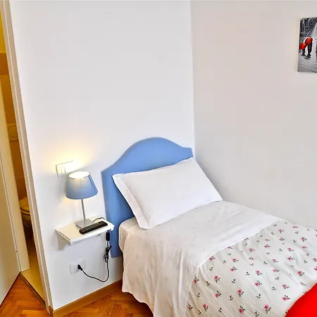 Guest house Aurelia 429 Fine Town House 2*